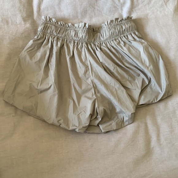 Brand new high waisted athletic shorts - Picture 2 of 3